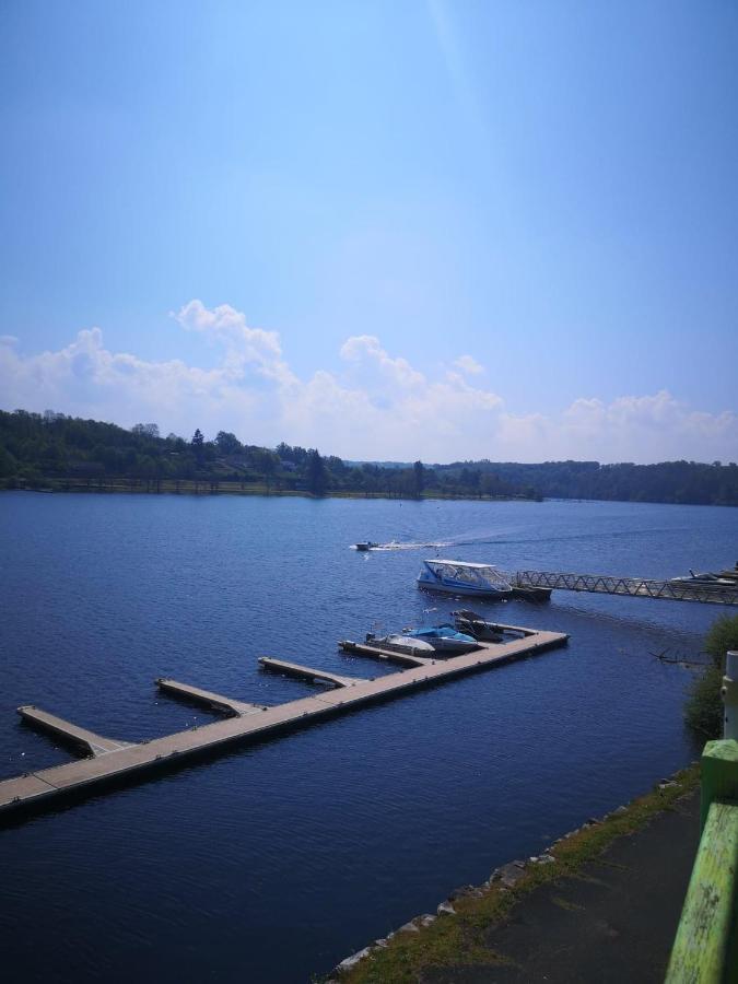 L'Essenciel Du Lac Eguzon-Chantome Экстерьер фото